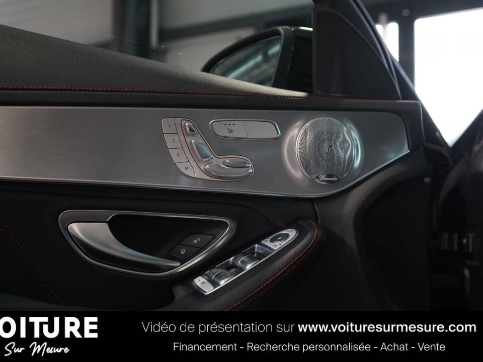 Imagen 19/23 de Mercedes-Benz C 43 AMG 4MATIC (2017)