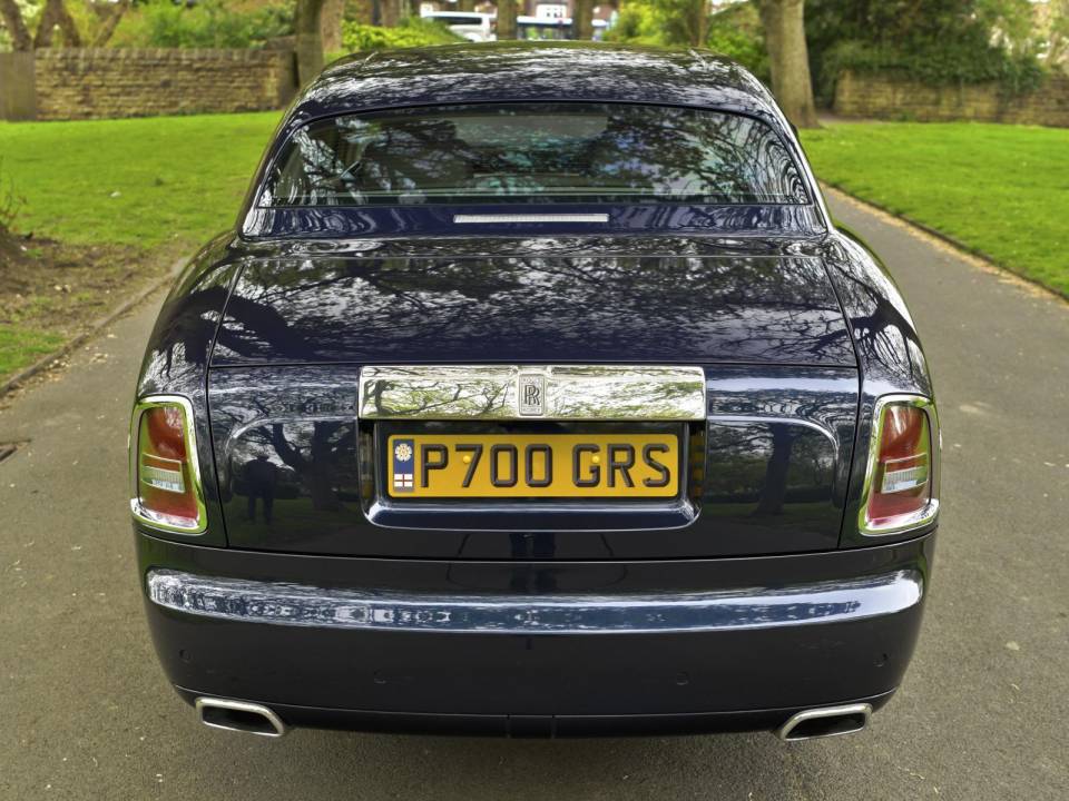 Image 9/50 of Rolls-Royce Phantom Coupé (2012)