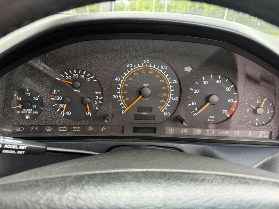 Bild 26/50 von Mercedes-Benz SL 600 (1994)