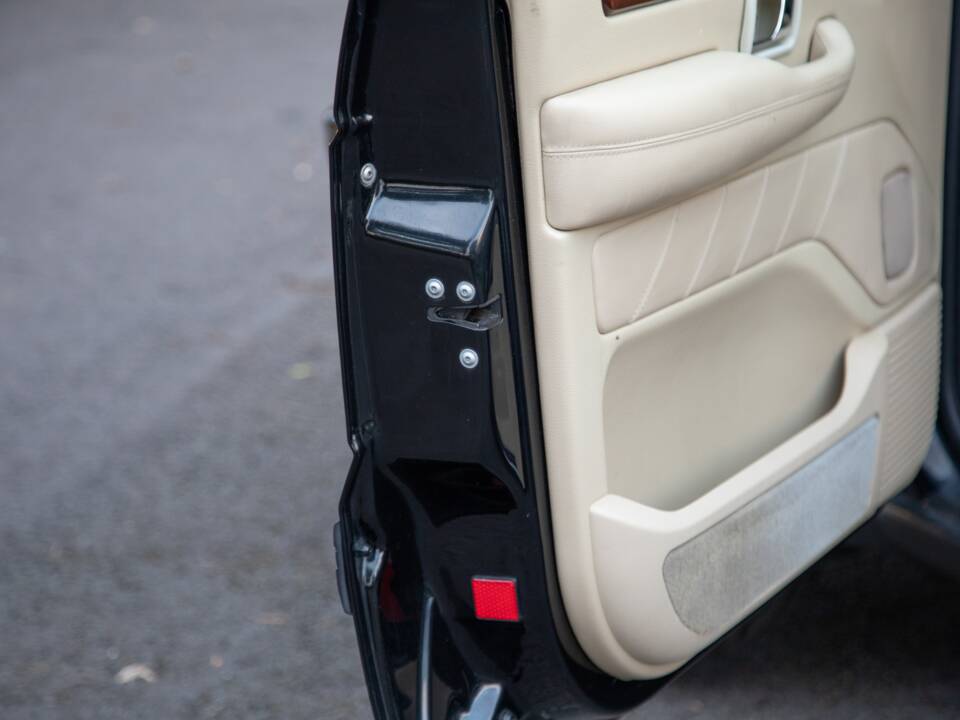 Immagine 45/50 di Land Rover Range Rover 4.6 Vogue (2001)