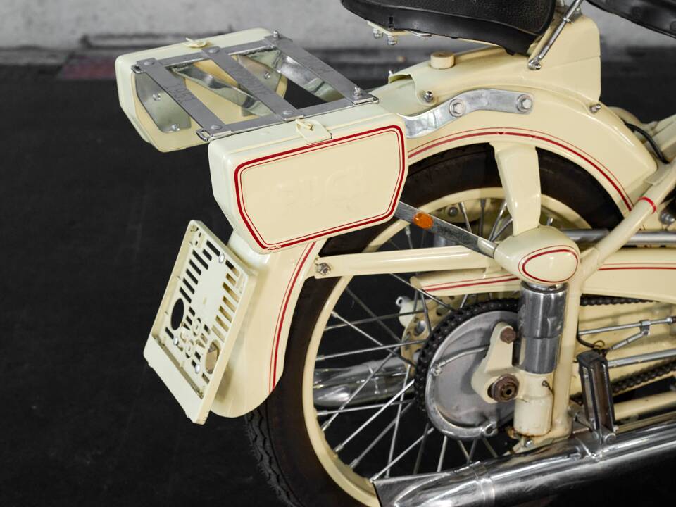 Image 9/18 of Puch 250 TF (1951)