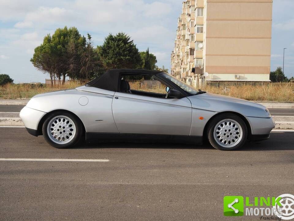 Afbeelding 19/40 van Alfa Romeo Spider 2.0 Twin Spark 16V (1996)