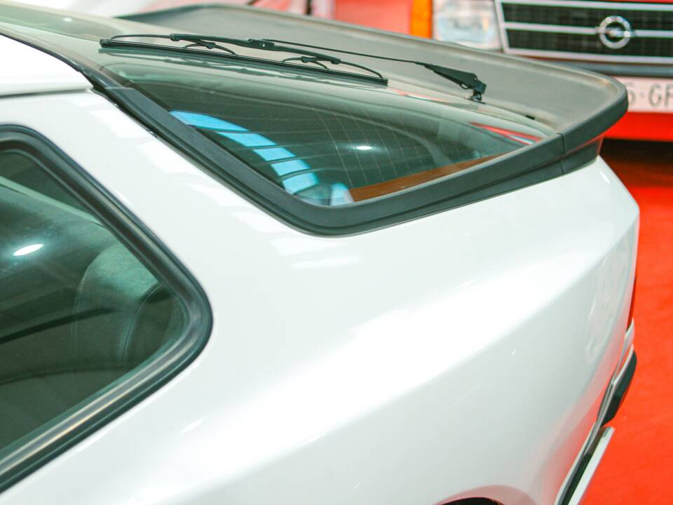 Image 12/45 of Porsche 944 S2 (1989)
