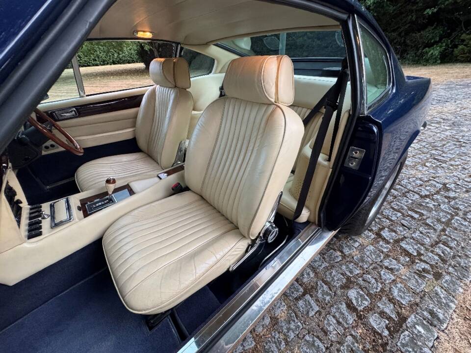 Bild 28/33 von Aston Martin V8 EFi (1986)