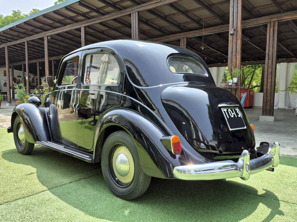 Image 12/47 of FIAT 1100 E (1952)