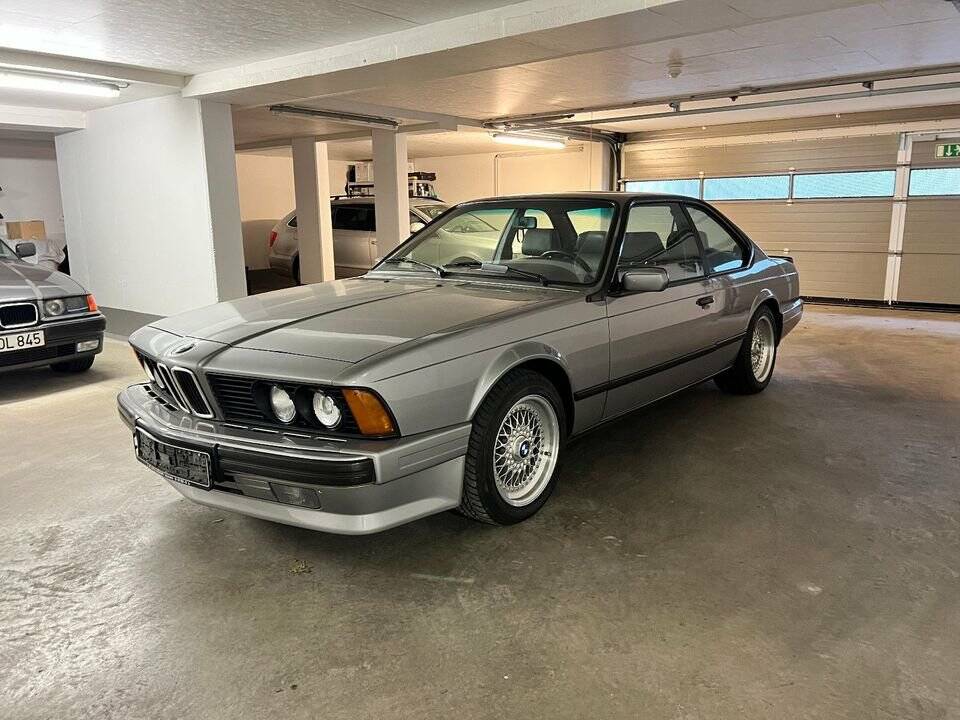 Image 4/7 de BMW 635 CSi (1988)