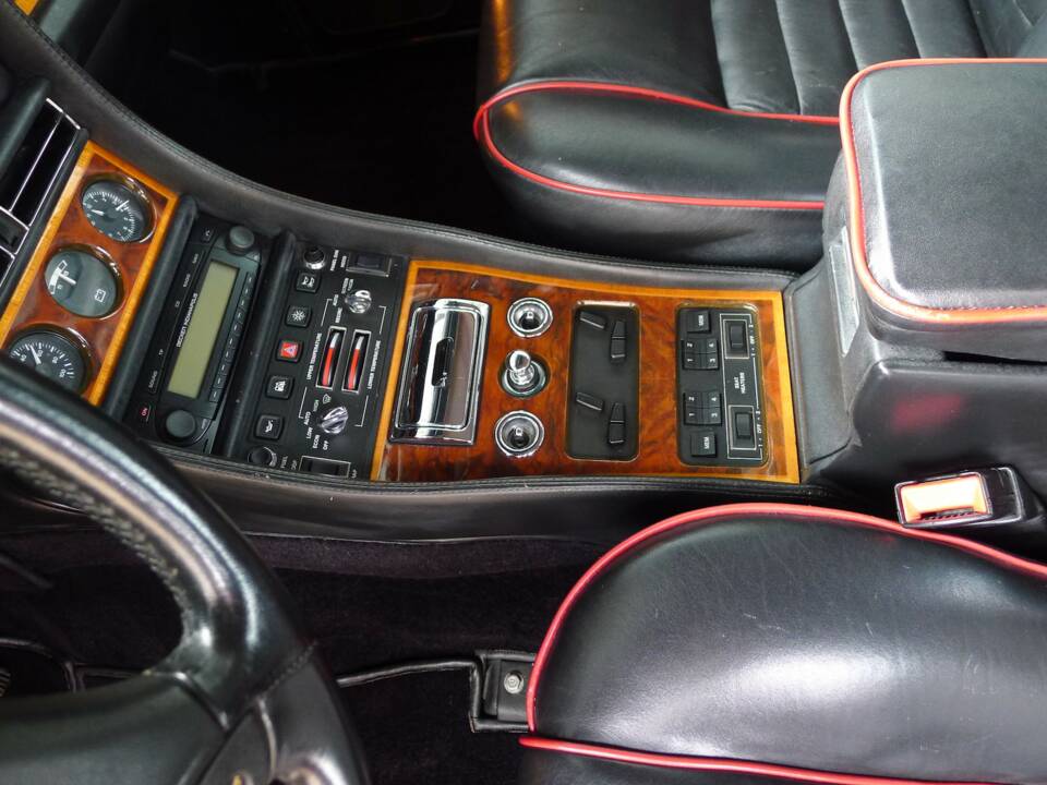 Afbeelding 9/15 van Rolls-Royce Corniche IV (1992)