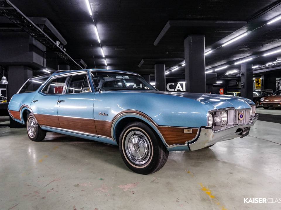 Image 10/50 de Oldsmobile Vista Cruiser (1968)