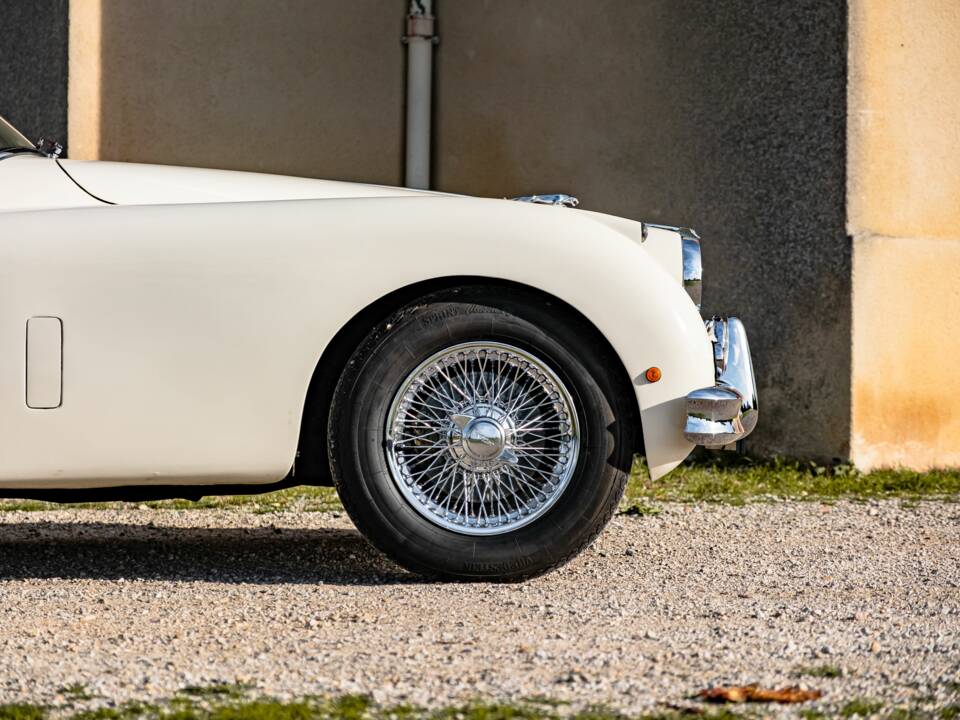 Bild 33/100 von Jaguar XK 150 DHC (1959)