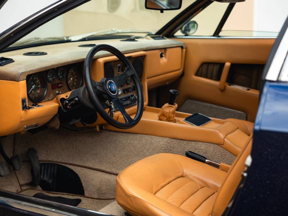 Image 7/10 of Maserati Khamsin (1975)