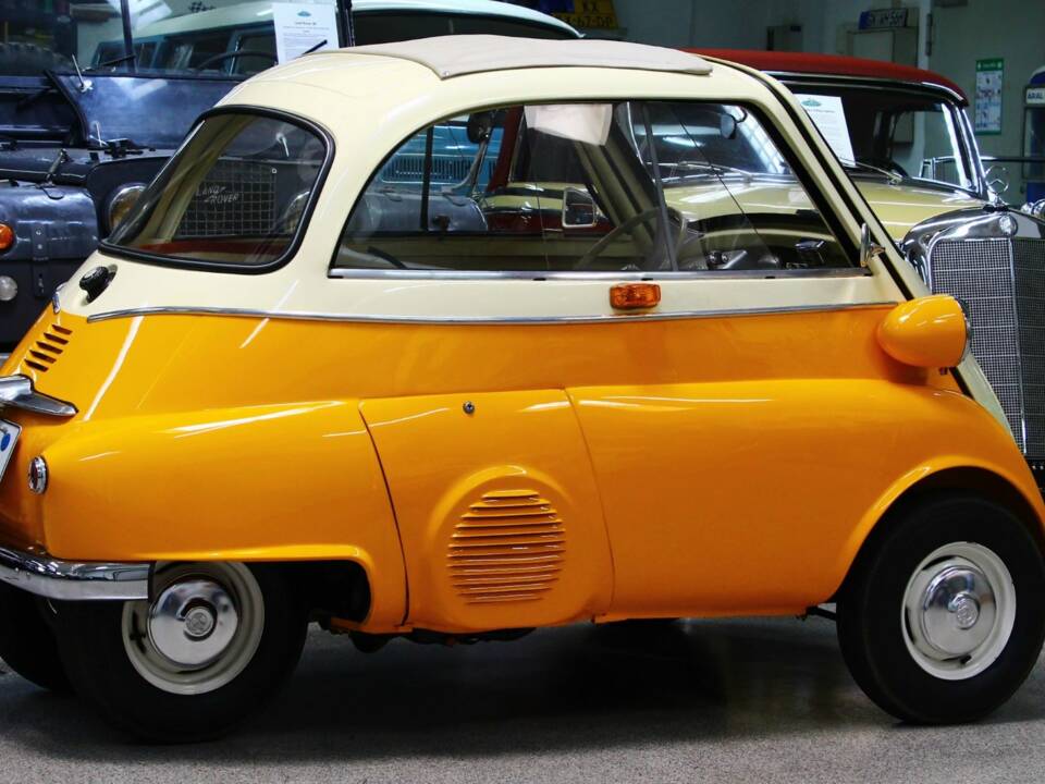 Image 6/23 of BMW Isetta 250 (1955)