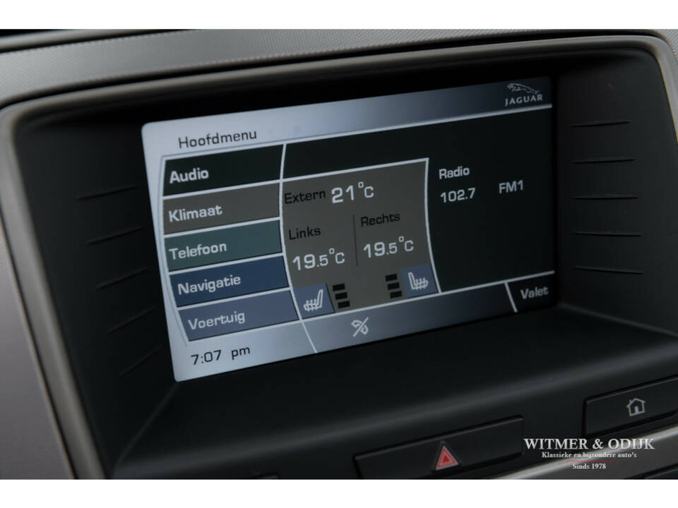 Image 14/37 of Jaguar XK 4.2 (2006)