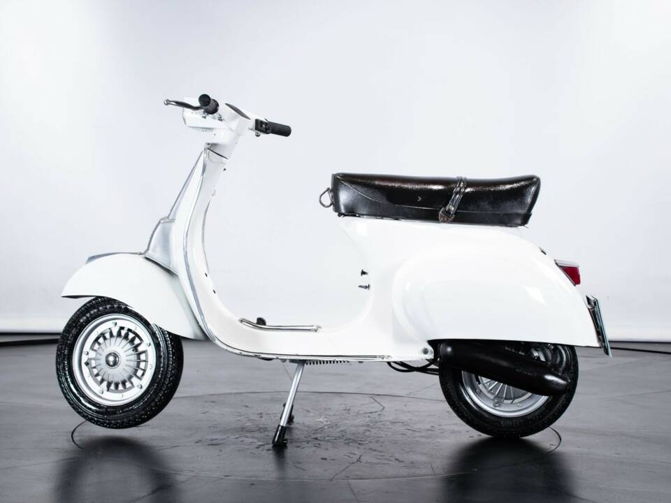 Immagine 1/50 di Piaggio Vespa 50 Special (1978)