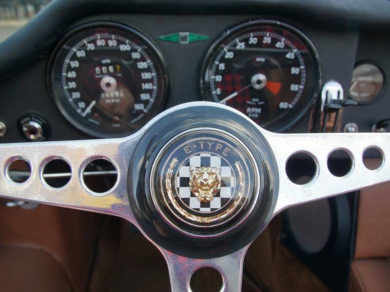 Image 28/50 de Jaguar Type E 4.2 (1967)