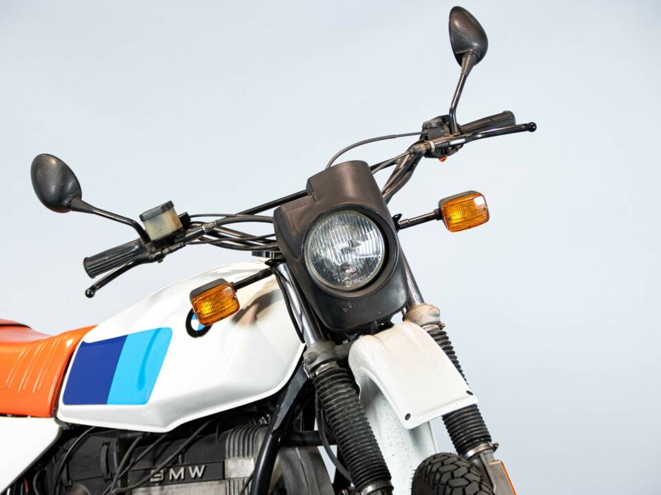 Image 28/50 of BMW R 80 GS (1983)