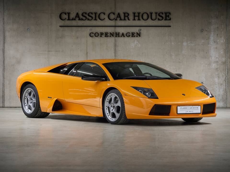 Image 34/99 of Lamborghini Murciélago (2003)