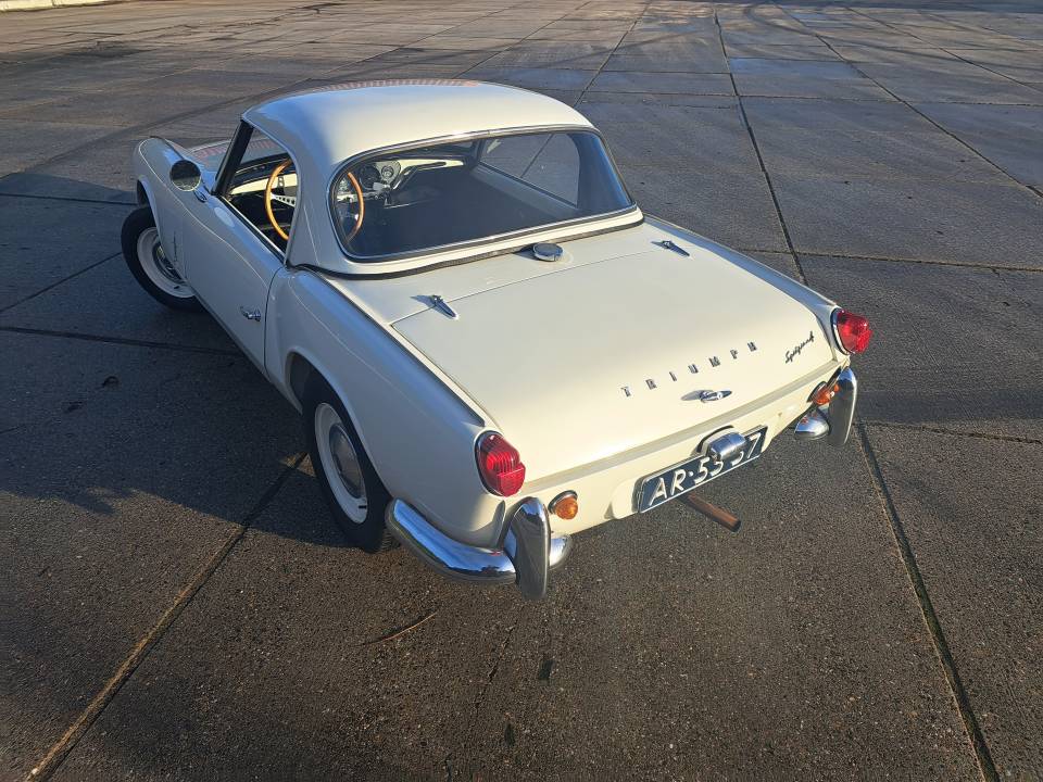Image 6/14 of Triumph Spitfire 4 (1964)