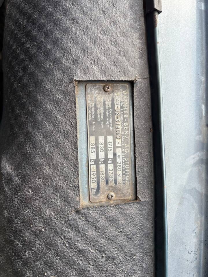 Image 30/38 de Mercedes-Benz 280 SL (1970)