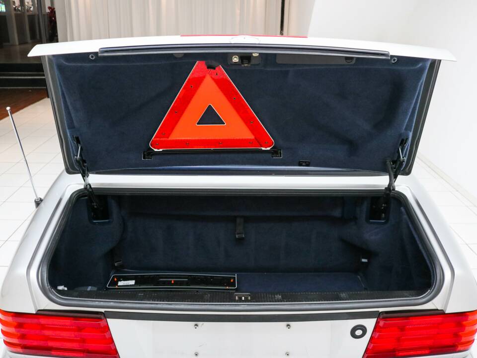 Bild 60/84 von Mercedes-Benz SL 320 (1996)