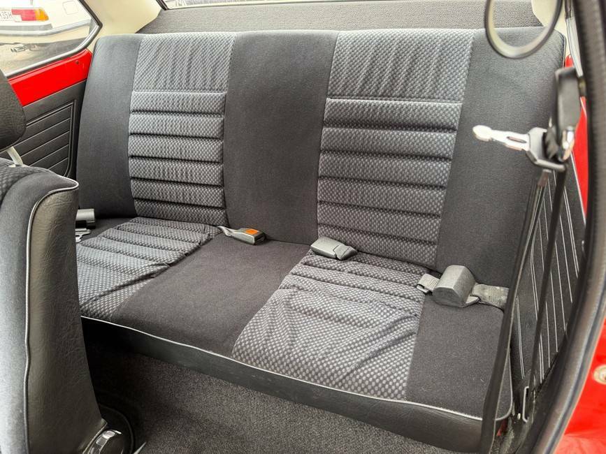 Image 18/32 de Volkswagen Derby I 1.3 (1979)