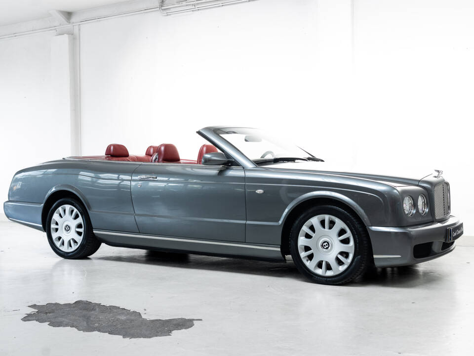 Immagine 4/45 di Bentley Azure (2007)