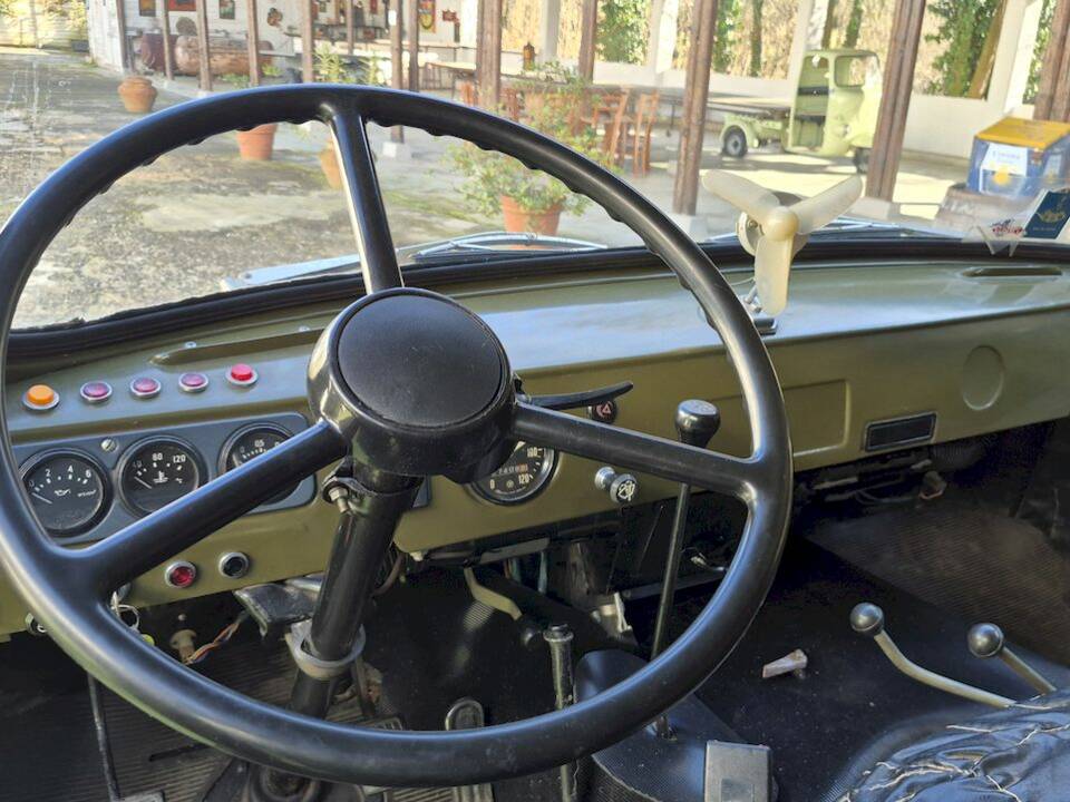 Image 24/51 of UAZ 3741 (1991)