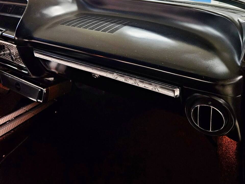 Image 17/20 of Chevrolet Impala SS Sport Coupe (1964)