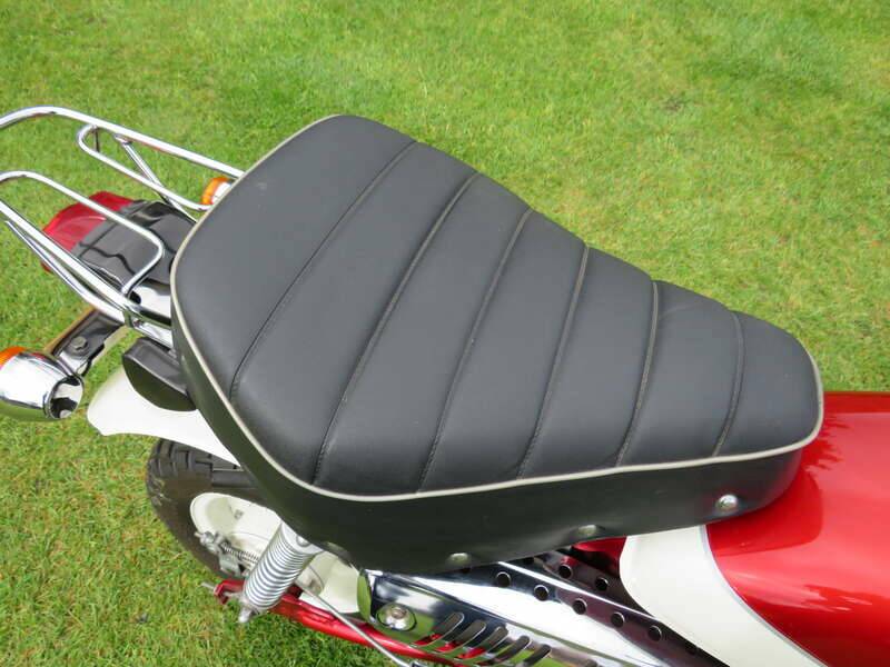 Immagine 15/36 di Honda Z 50 Monkey (2000)