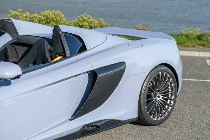 Image 16/37 of McLaren 675LT Spider (2016)