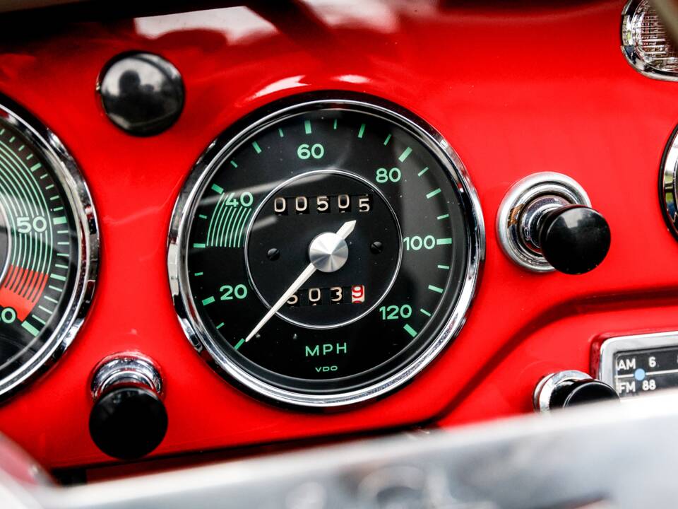 Image 34/40 de Porsche 356 B 1600 Super 90 (1961)