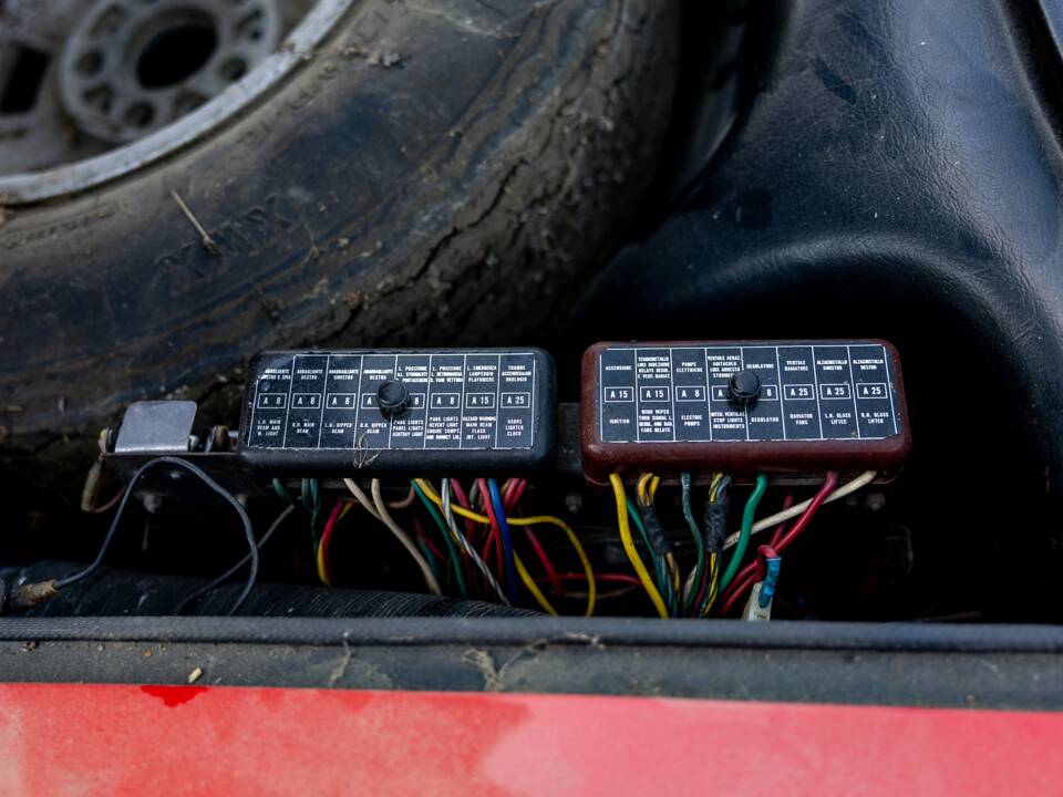 Bild 29/50 von Ferrari Dino 246 GT (1972)