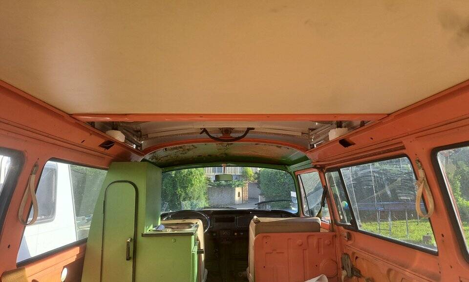 Image 8/8 of Volkswagen T2c Combi (1974)
