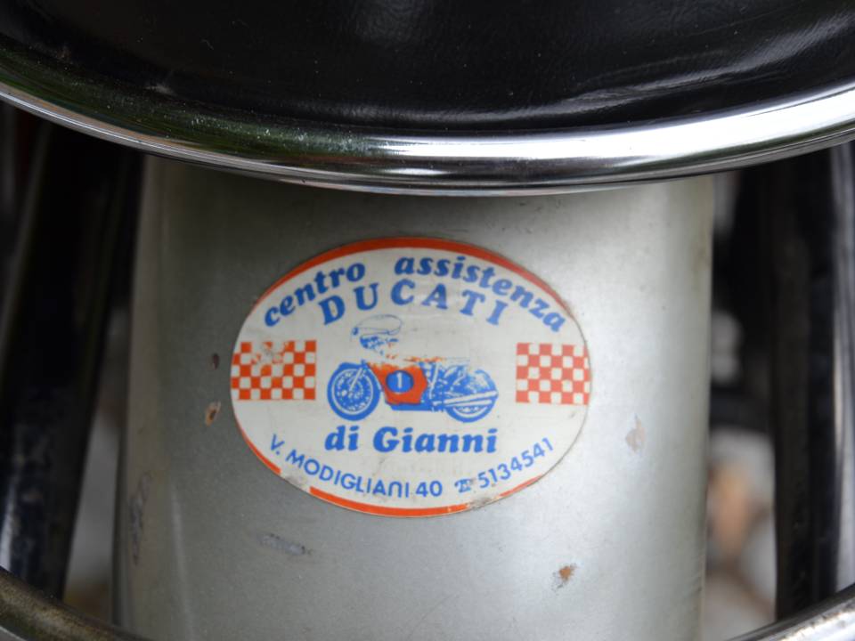 Image 16/34 de Ducati DUMMY (1969)