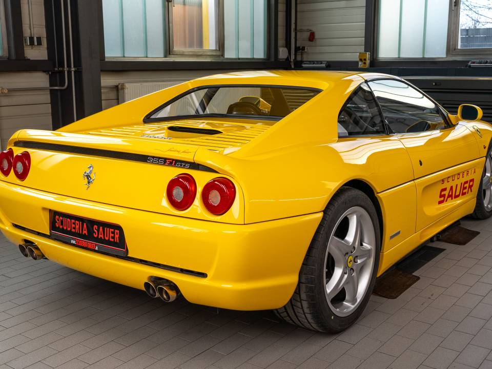Immagine 5/20 di Ferrari F 355 F1 GTS (1998)