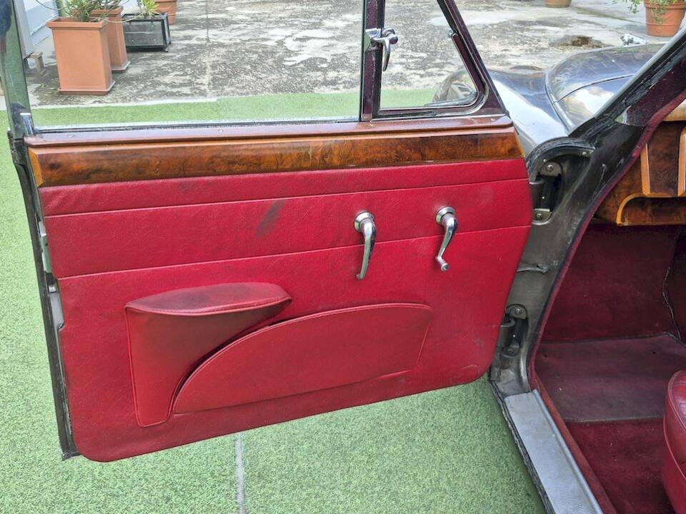 Bild 54/76 von Jaguar Mk II 2.4 (1963)