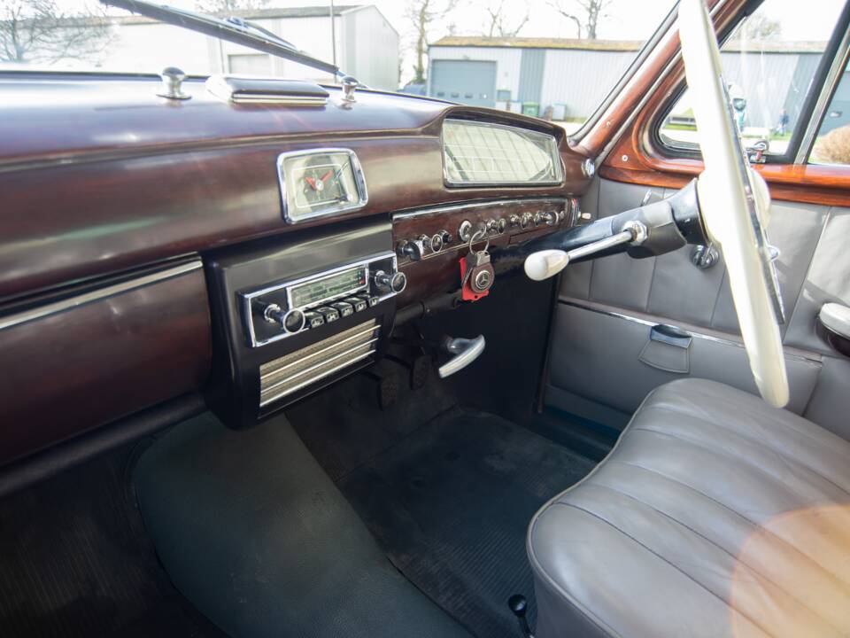 Bild 18/31 von Mercedes-Benz 220 a (1955)