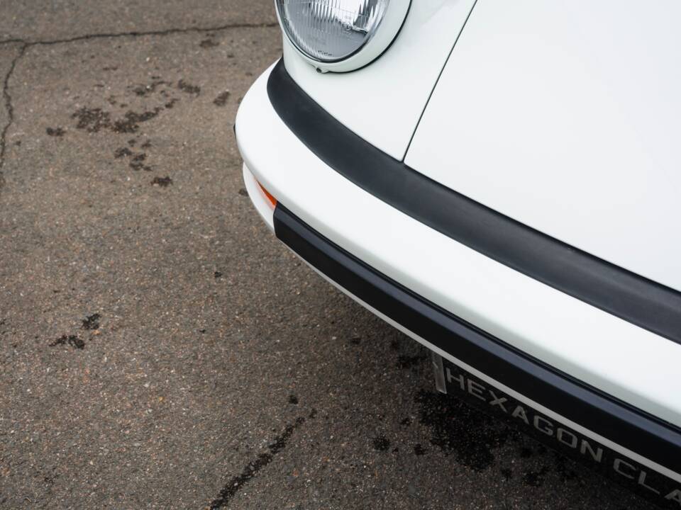 Bild 47/48 von Porsche 911 Speedster 3.2 (1989)