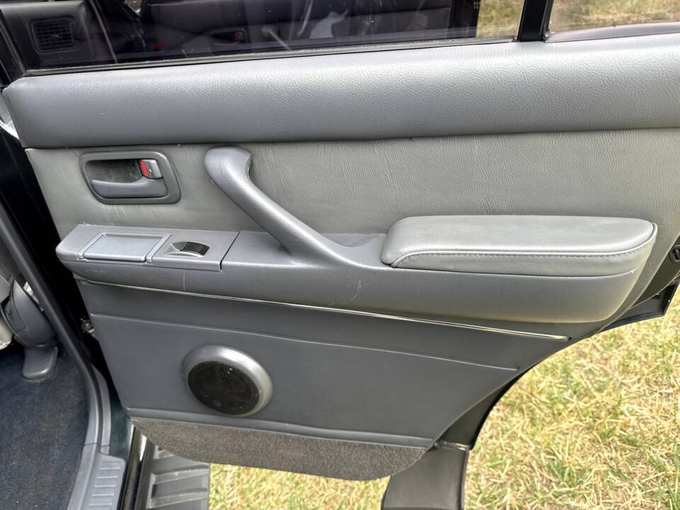 Bild 31/48 von Toyota Land Cruiser J80 (1994)