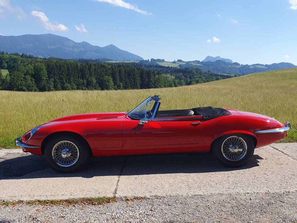 Bild 3/12 von Jaguar E-Type V12 (1972)