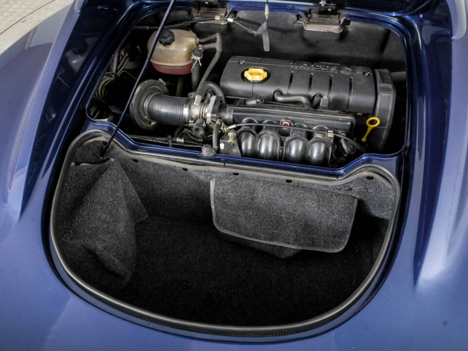 Immagine 37/50 di Lotus Elise (2002)