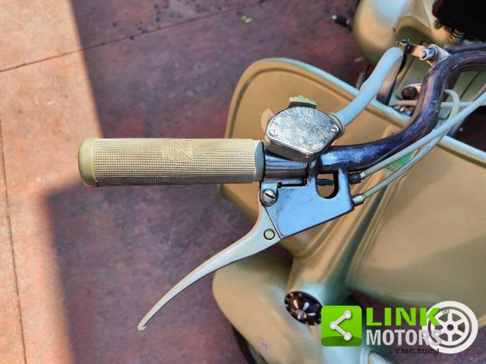 Image 17/19 of Piaggio DUMMY (1950)