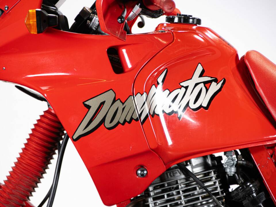 Bild 23/50 von Honda NX 650 Dominator (1990)