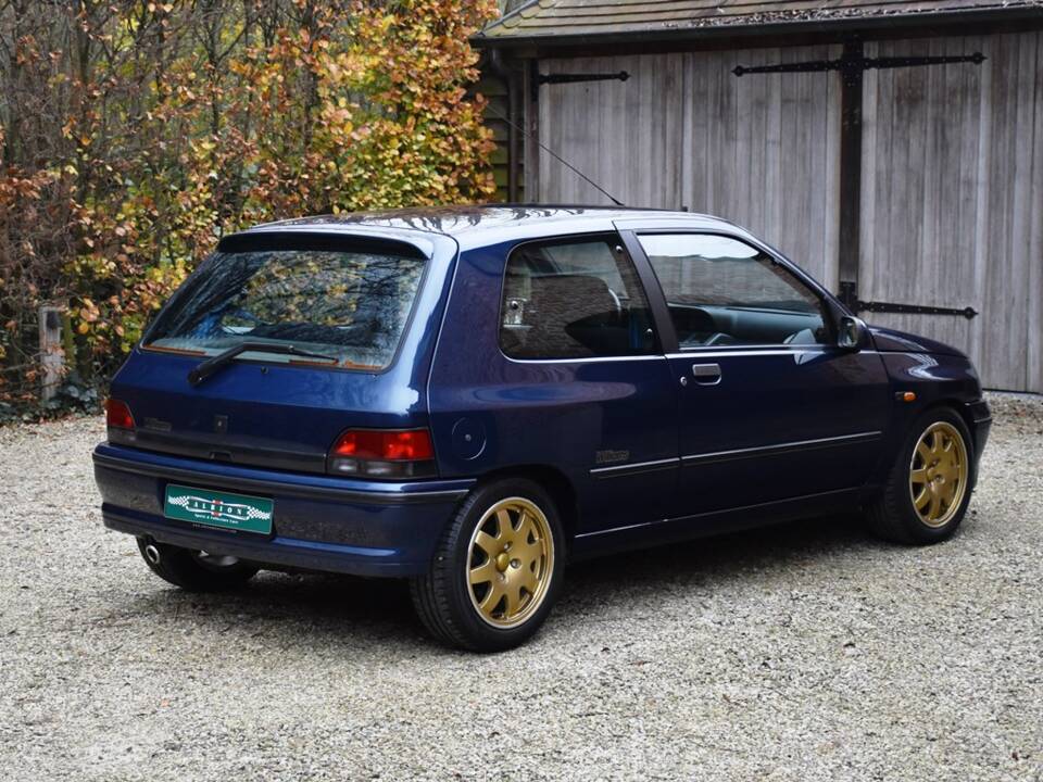 Bild 11/37 von Renault Clio I Williams (1994)