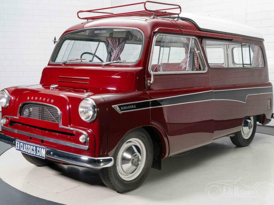 Bild 4/19 von Bedford CA Dormobile (1961)