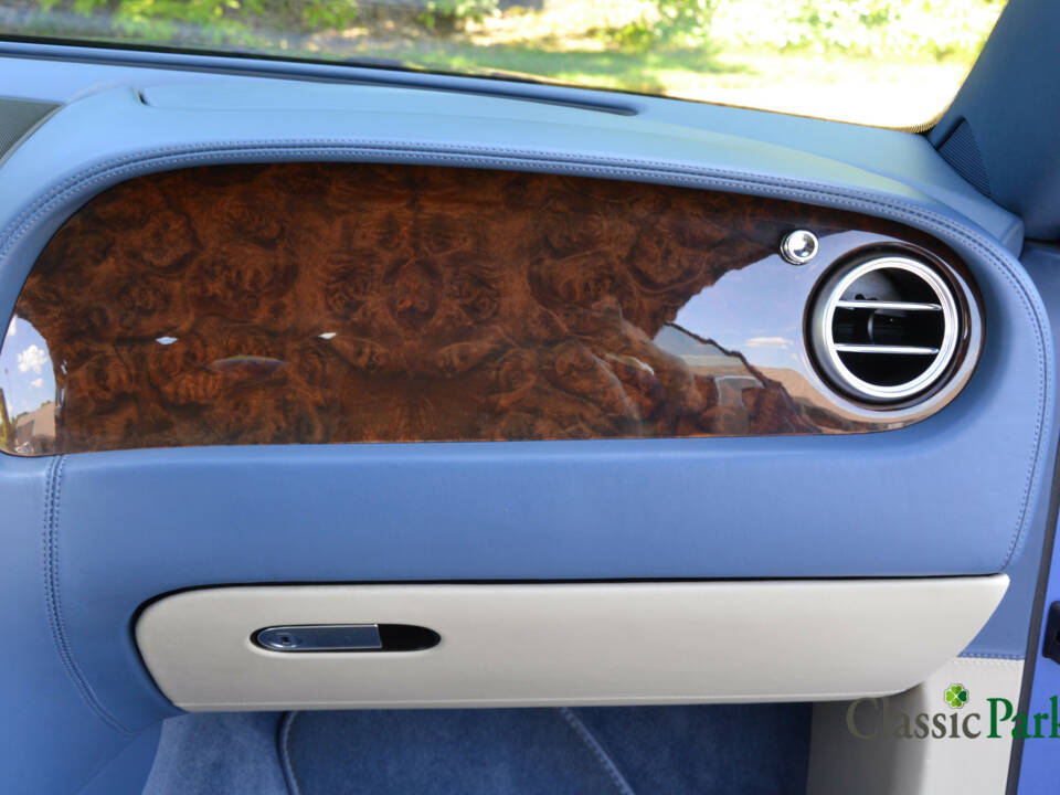 Image 42/50 of Bentley Continental GT (2005)