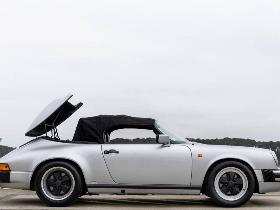 Image 11/132 of Porsche 911 Speedster 3.2 (1989)