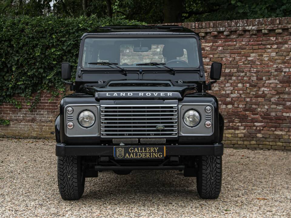 Bild 23/50 von Land Rover Defender 90 (2013)
