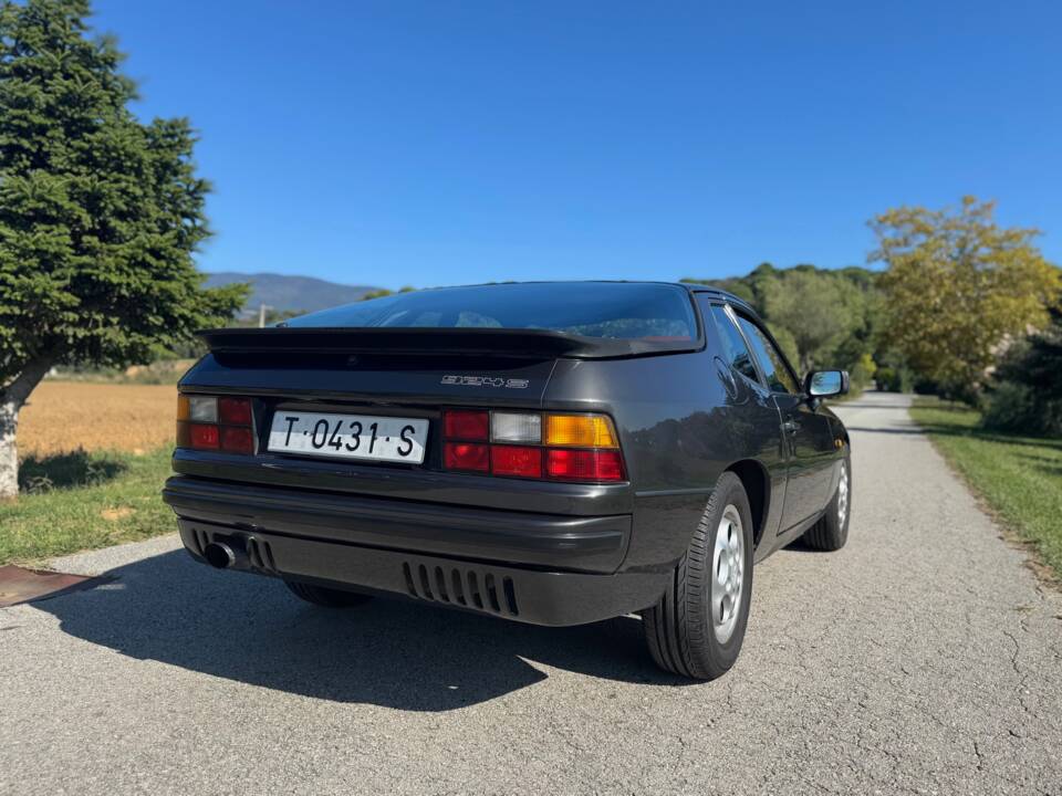 Image 11/35 of Porsche 924 S (1986)