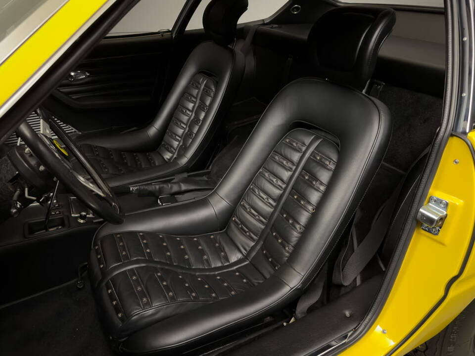 Bild 44/50 von Ferrari 365 GTB&#x2F;4 Daytona (1972)