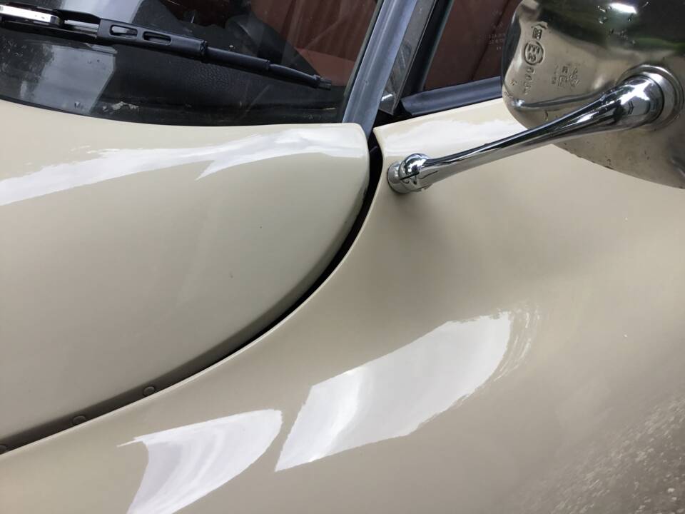 Image 19/82 de Citroën DS 20 (1974)